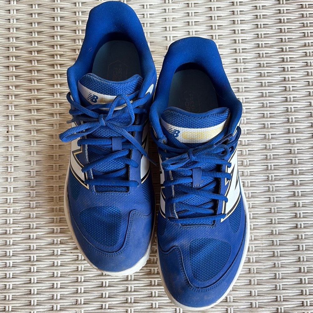 New Balance Men's Blue Athletic Shoes